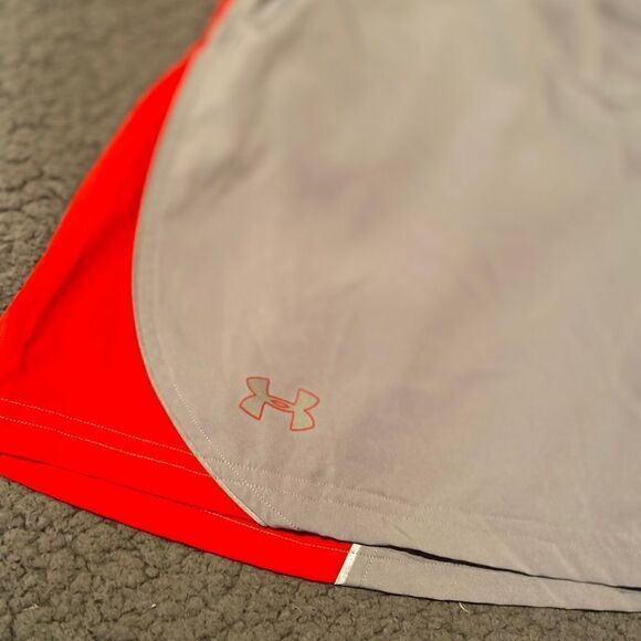 Under Armour Grey & Red Men’s Shorts Size X Large Basketball Shorts - Picture 4 of 10